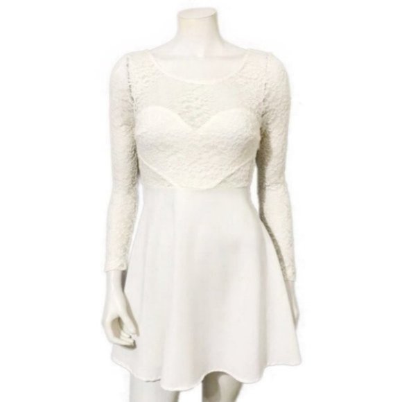Xenia Boutique | Ivory Lace Mini Dress Bundle | XS - Picture 1 of 8
